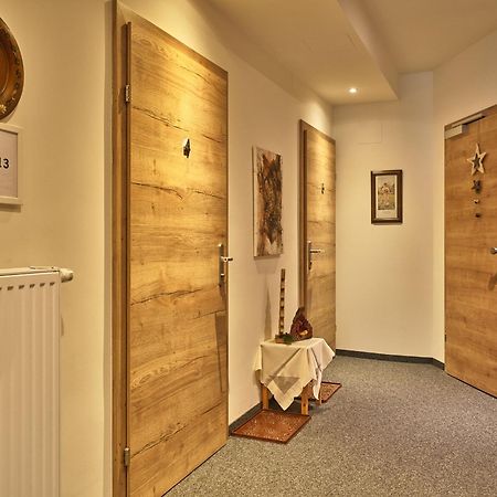 Pension Ehrenfried - Hotel Garni Kindberg ภายนอก รูปภาพ