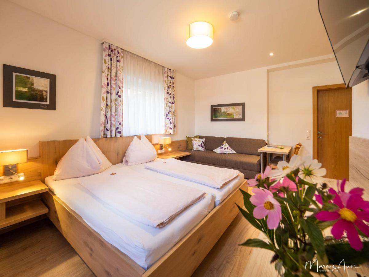 Pension Ehrenfried - Hotel Garni Kindberg ภายนอก รูปภาพ