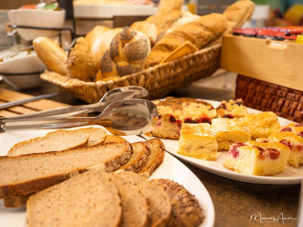 Pension Ehrenfried - Hotel Garni Kindberg ภายนอก รูปภาพ