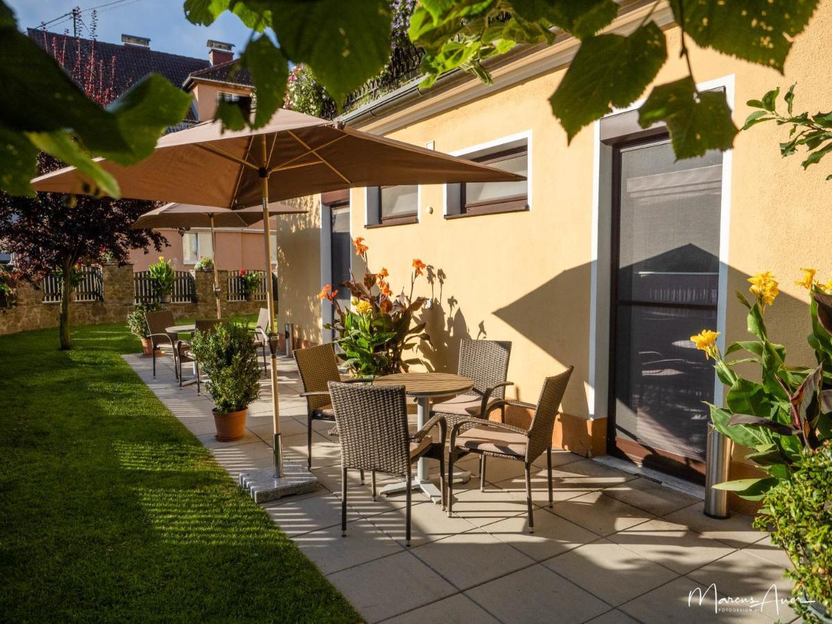 Pension Ehrenfried - Hotel Garni Kindberg ภายนอก รูปภาพ