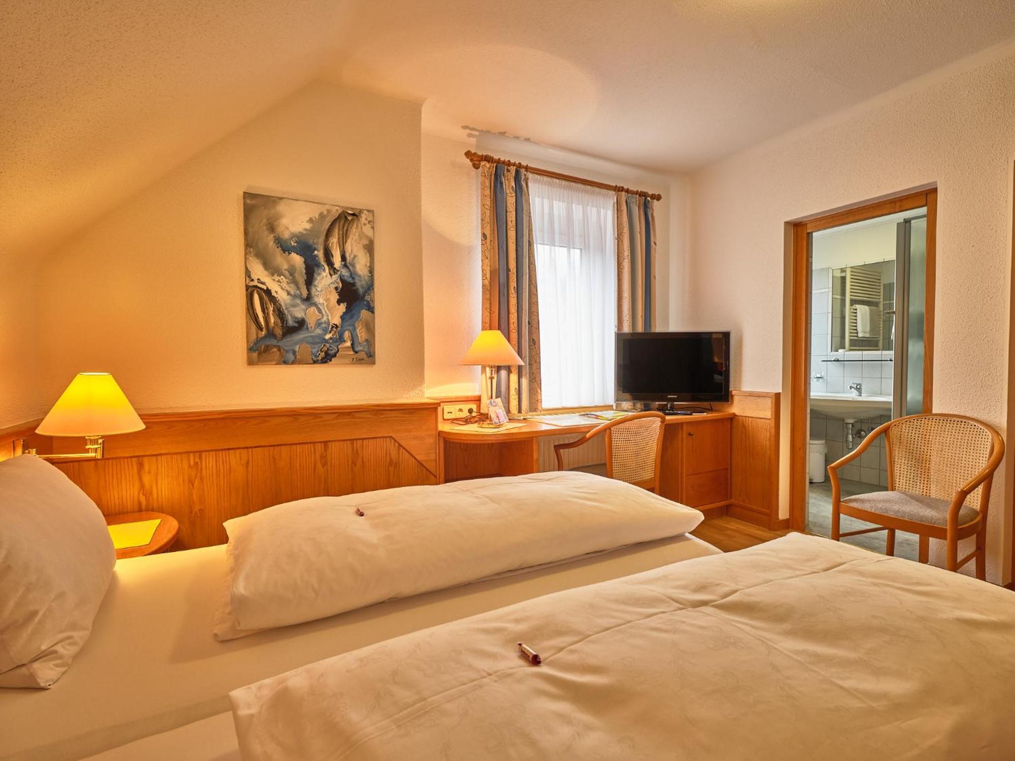 Pension Ehrenfried - Hotel Garni Kindberg ภายนอก รูปภาพ