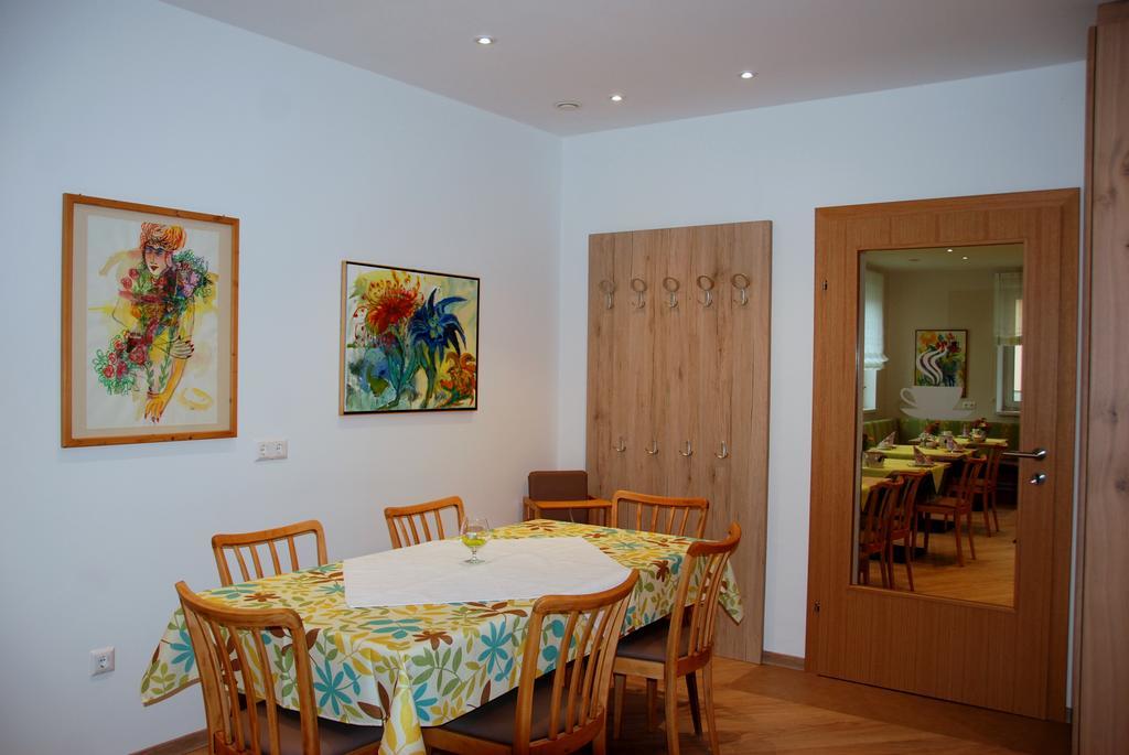 Pension Ehrenfried - Hotel Garni Kindberg ภายนอก รูปภาพ